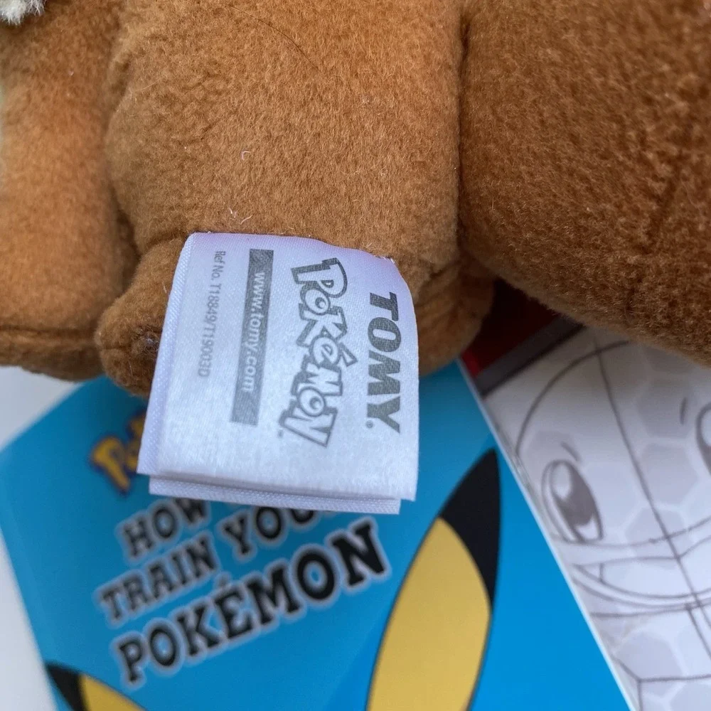 Tomy‎ Pokemon 8